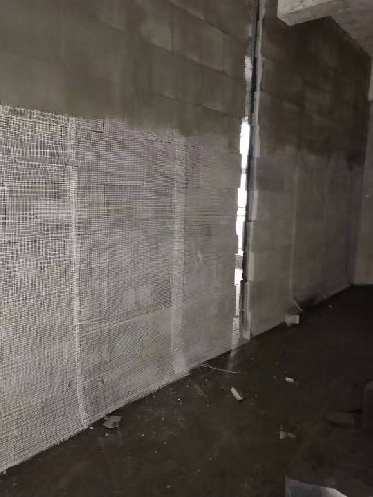 轻质复合板隔墙